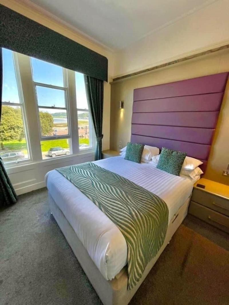 Lawton Lauriston Court - Oda
