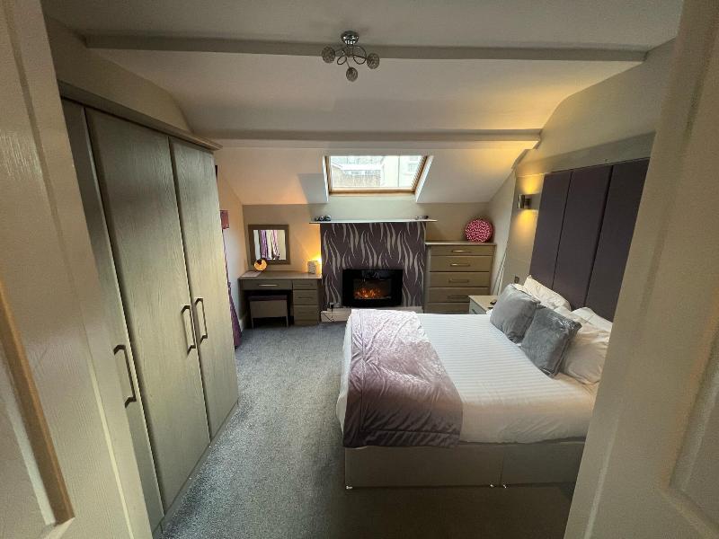 Lawton Lauriston Court - Oda