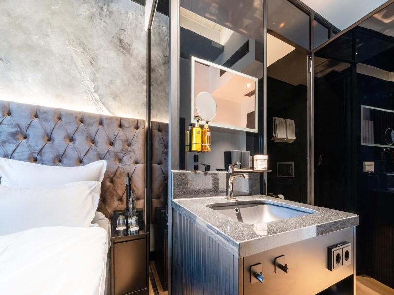 Hotel Am Beatles Platz - Oda