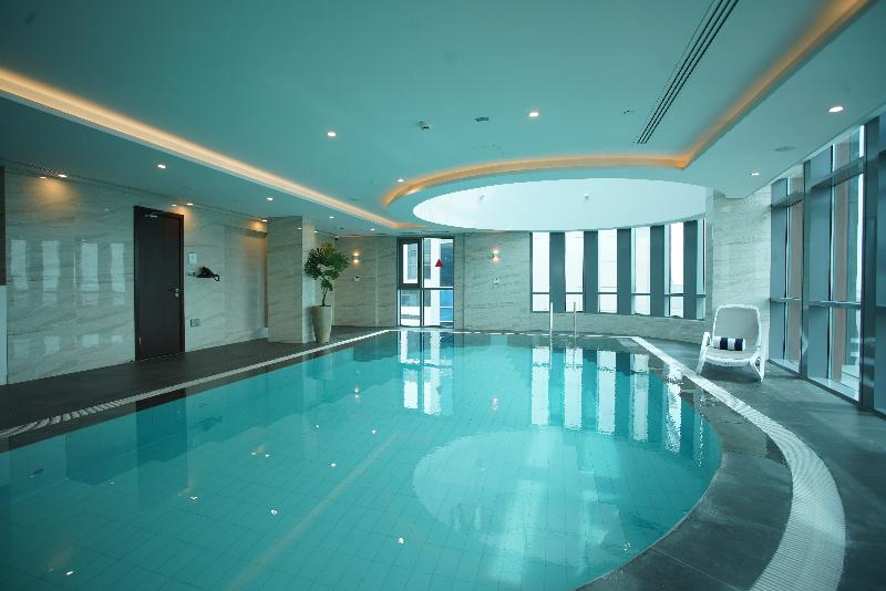 C - Hotel And Suites Doha - Havuz