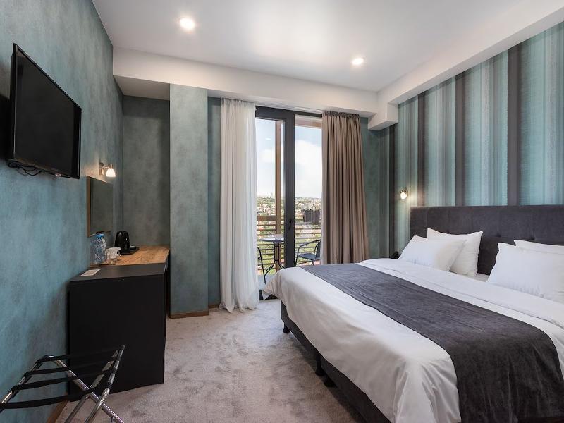 Brooch Boutique Hotel - Genel