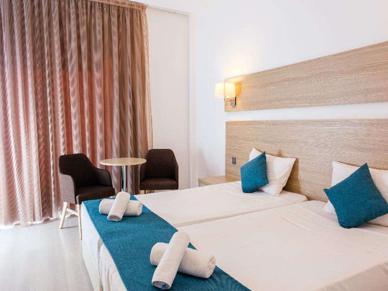 Kapetanios Bay Hotel Protaras - Oda