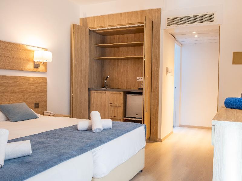 Kapetanios Bay Hotel Protaras - Oda