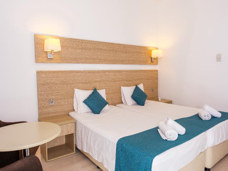 Kapetanios Bay Hotel Protaras - Oda
