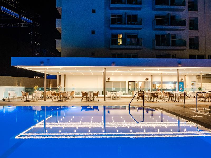 Kapetanios Bay Hotel Protaras - Havuz