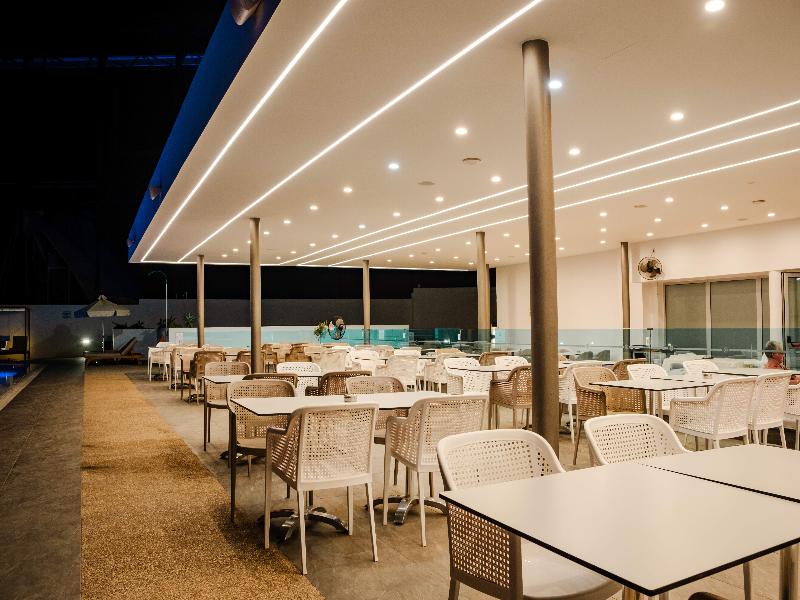 Kapetanios Bay Hotel Protaras - Havuz