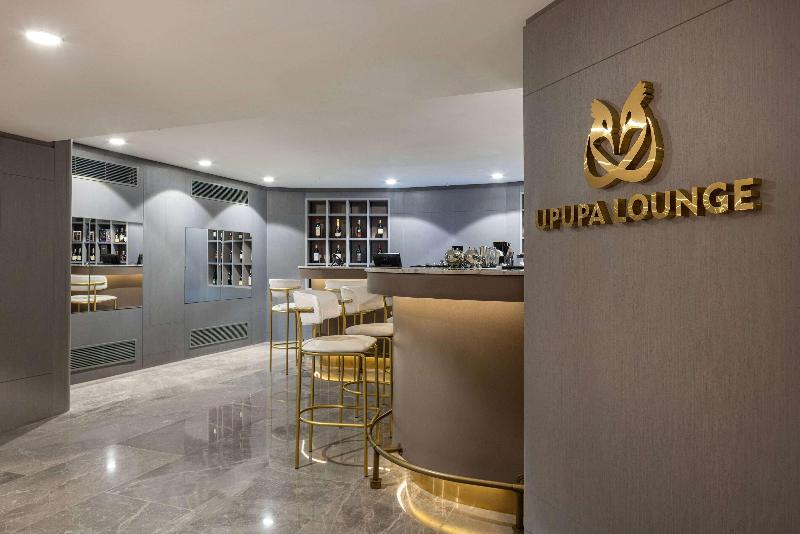Ramada Plaza By Wyndham Batumi - Bar