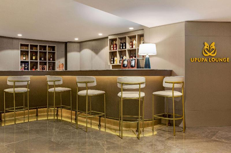 Ramada Plaza By Wyndham Batumi - Bar