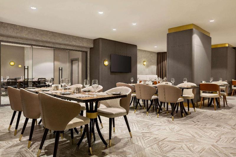Ramada Plaza By Wyndham Batumi - Bar