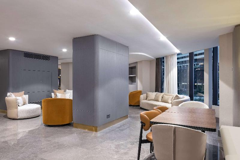 Ramada Plaza By Wyndham Batumi - Lobi