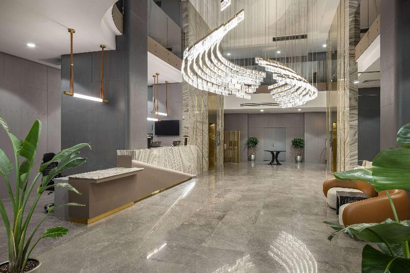 Ramada Plaza By Wyndham Batumi - Lobi