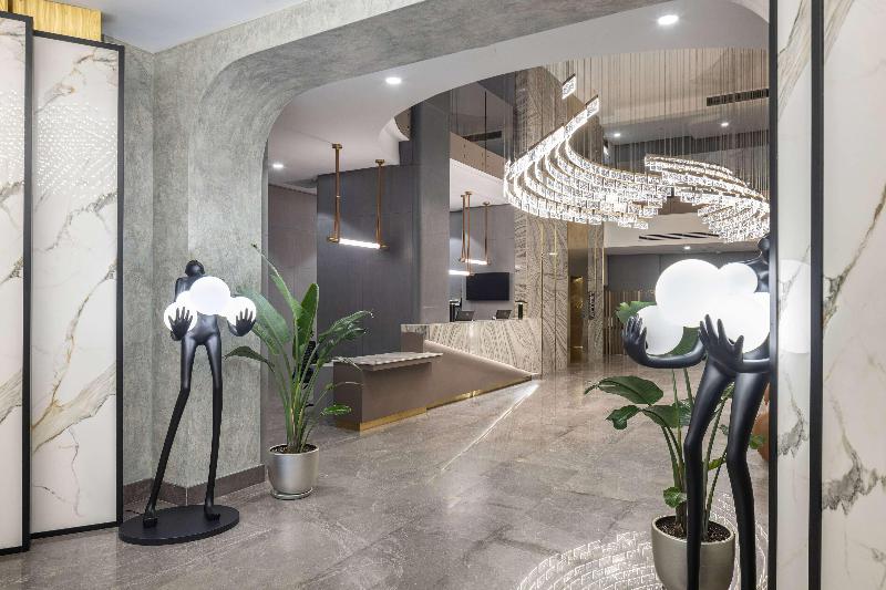 Ramada Plaza By Wyndham Batumi - Lobi