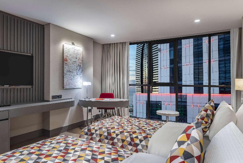 Ramada Plaza By Wyndham Batumi - Oda