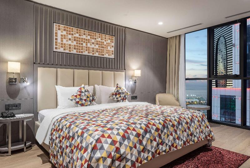 Ramada Plaza By Wyndham Batumi - Oda