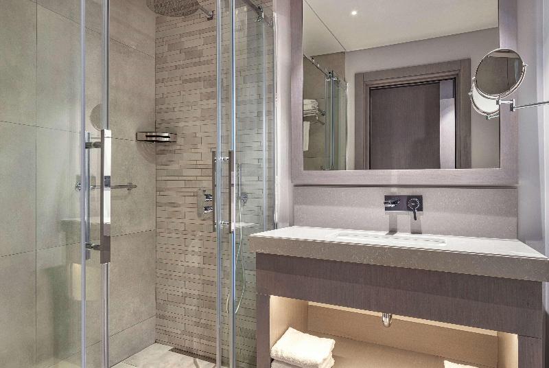 Ramada Plaza By Wyndham Batumi - Oda