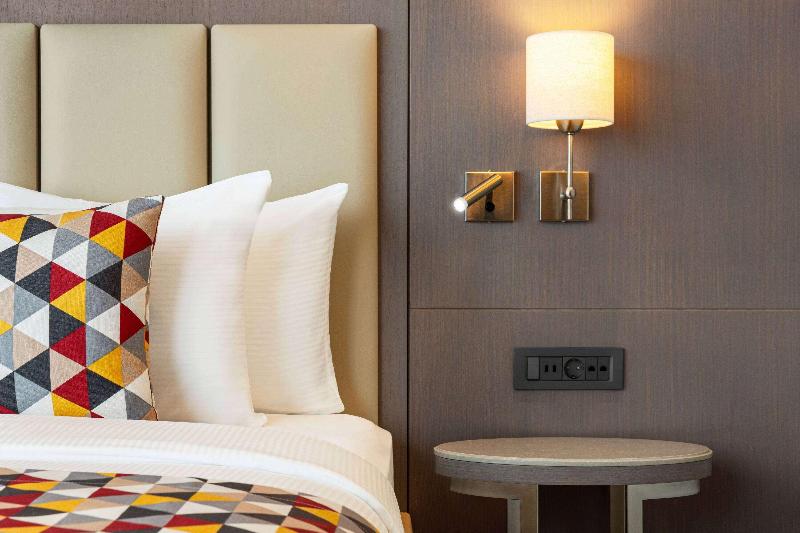 Ramada Plaza By Wyndham Batumi - Oda
