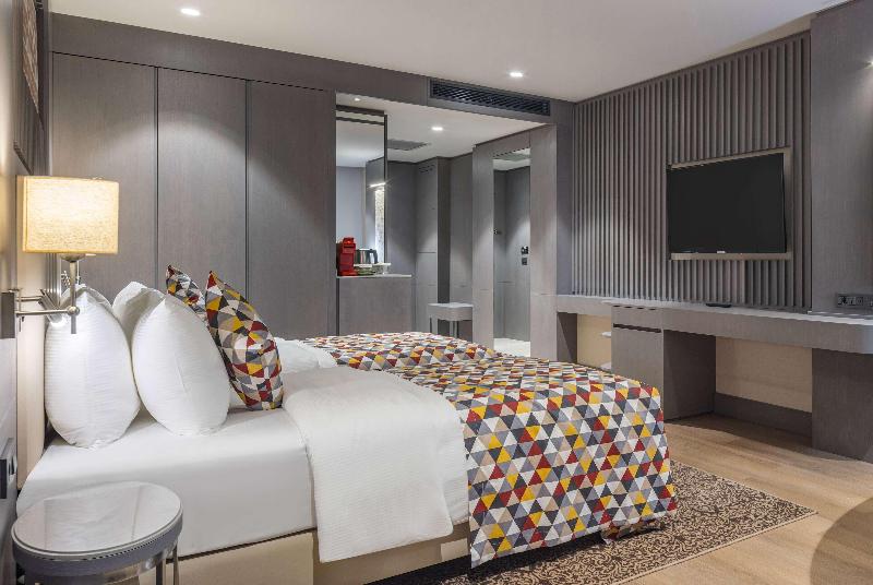 Ramada Plaza By Wyndham Batumi - Oda