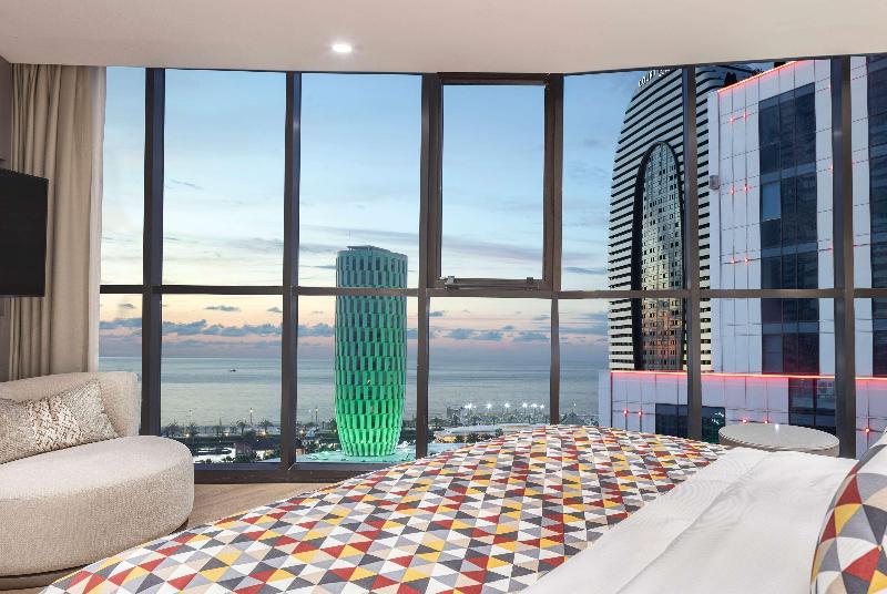 Ramada Plaza By Wyndham Batumi - Oda