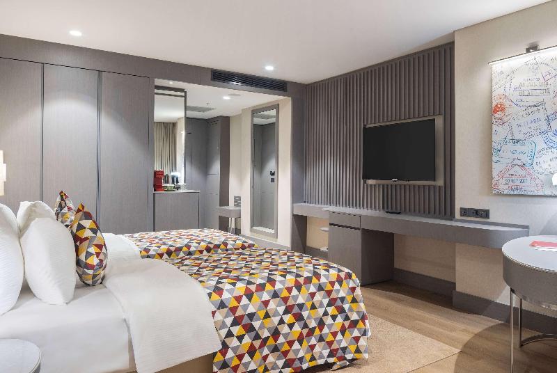Ramada Plaza By Wyndham Batumi - Oda