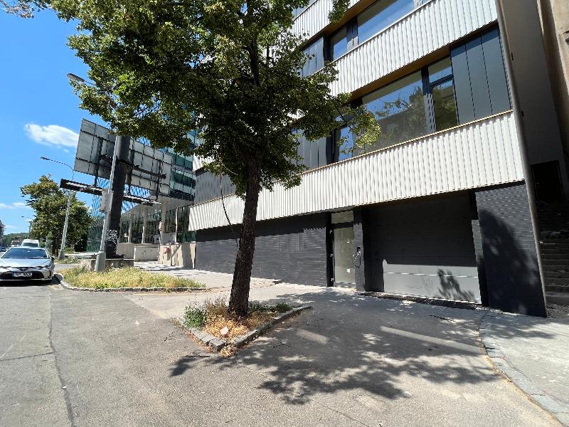 Post 120 Suites - Genel