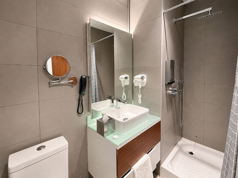E-Stay Hotel - Oda
