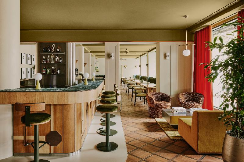 Locke Am Platz - Bar