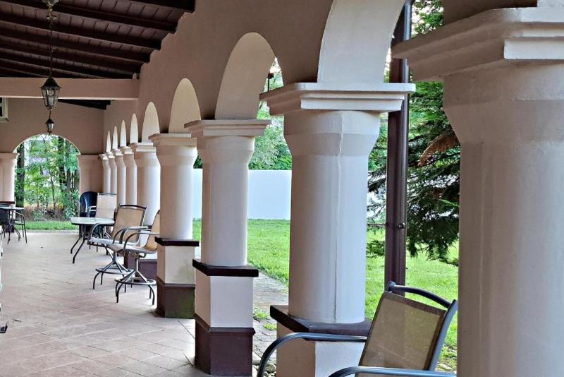 The Luxo Wine Museum & Hotel - Lobi
