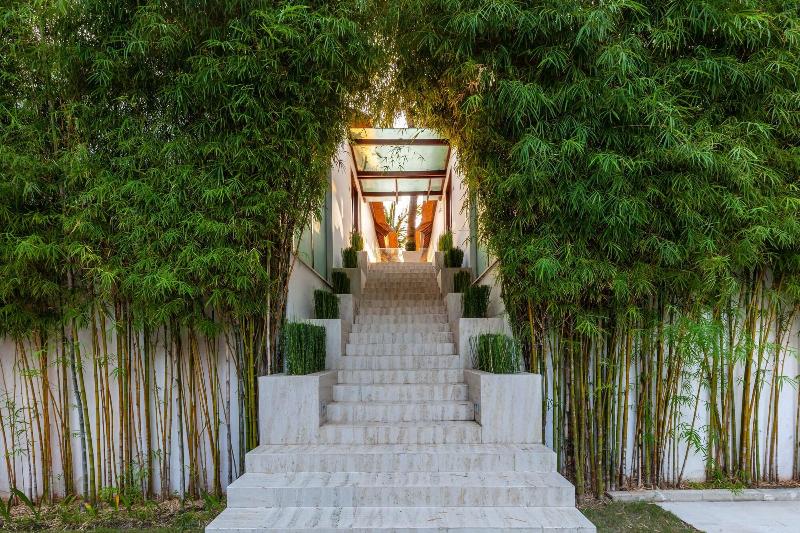 Seven Secrets By Hanging Gardens - Genel