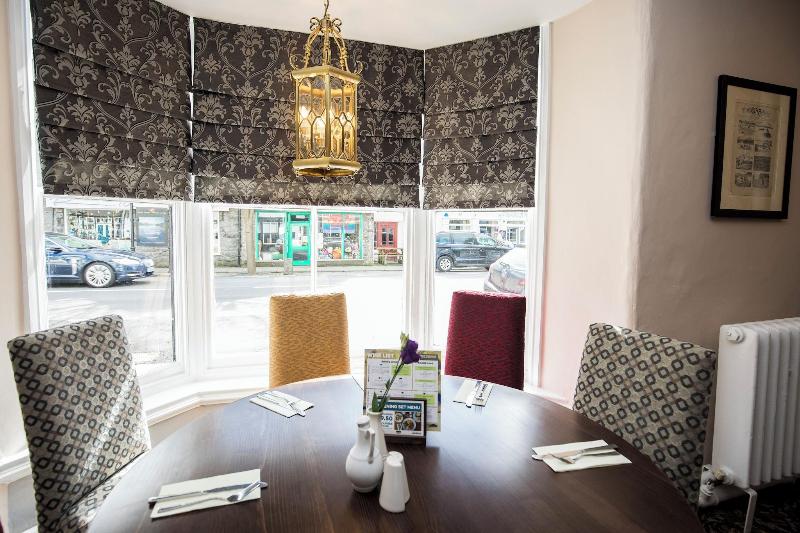 White Lion Royal Hotel - Lobi