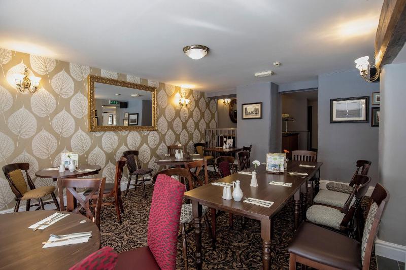 White Lion Royal Hotel - Lobi