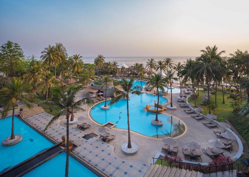 Hilton Hua Hin Resort & Spa - Havuz