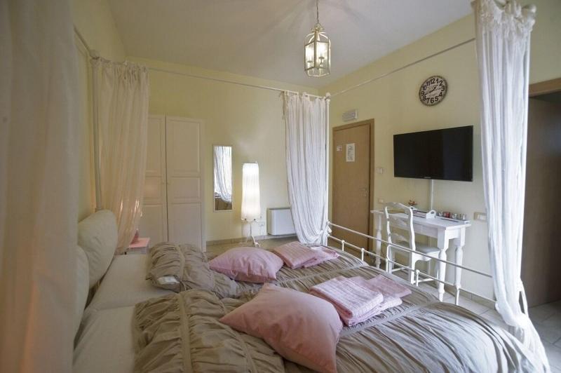 Homelink Poggibonsi - Oda