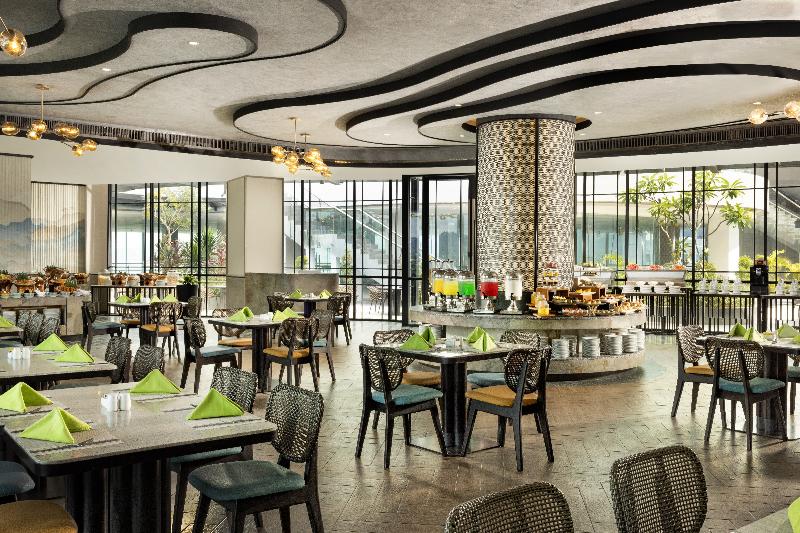 Hotel Santika Premiere Lampung - Restoran