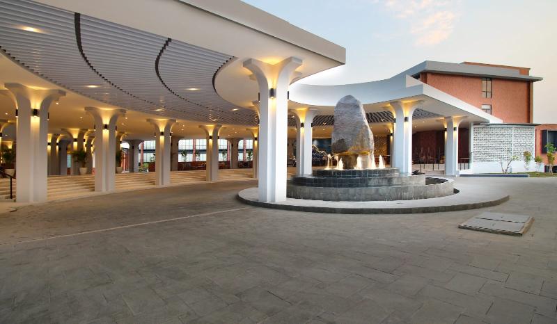 Hotel Santika Premiere Linggarjati - Genel
