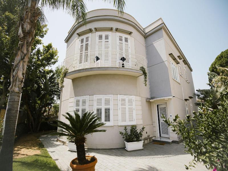 Villa Calipso, Mondello - Genel