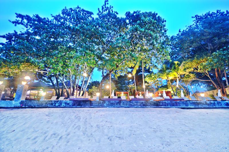 Lanta Sand Resort & Spa - Plaj