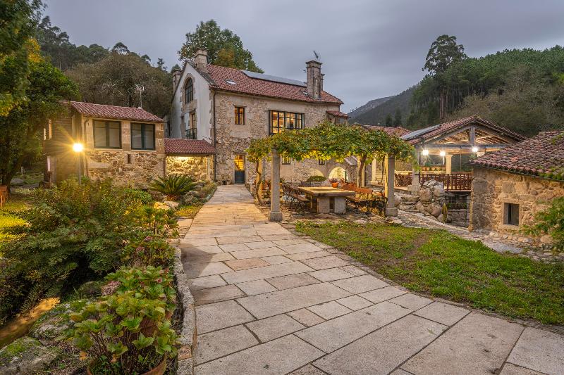 Hotel Rural Entre Os Ríos - Genel