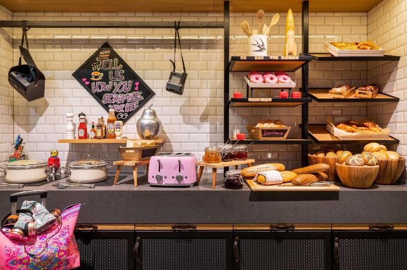 Moxy Berlin Airport - Restoran