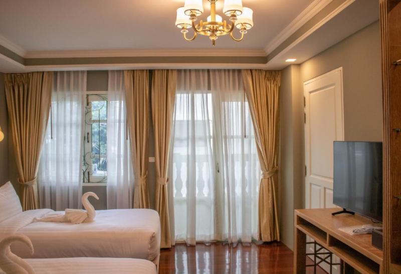 Siri Grand Bangkok Hotel - Oda