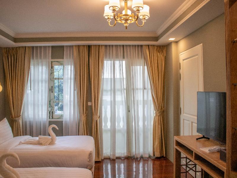 Siri Grand Bangkok Hotel - Oda