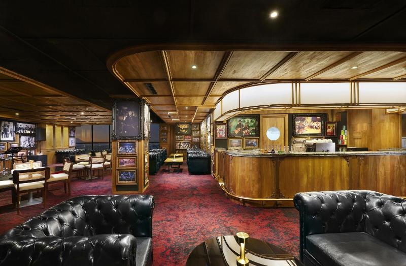 The Alana Hotel Malang - Bar