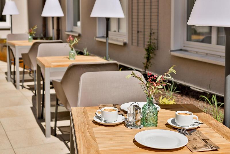 Maakt Hotel Apartments - Teras