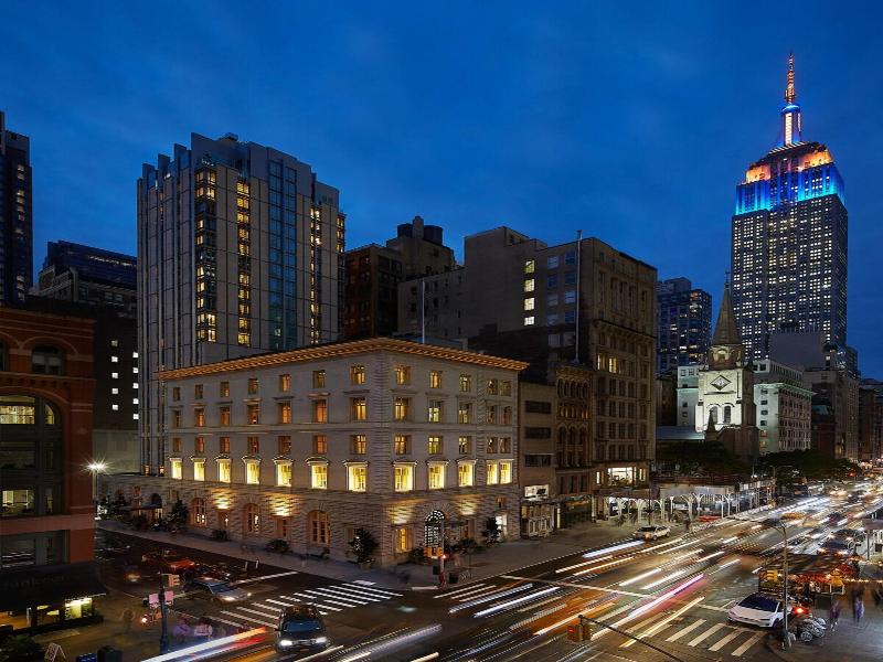 The Fifth Avenue Hotel - Genel