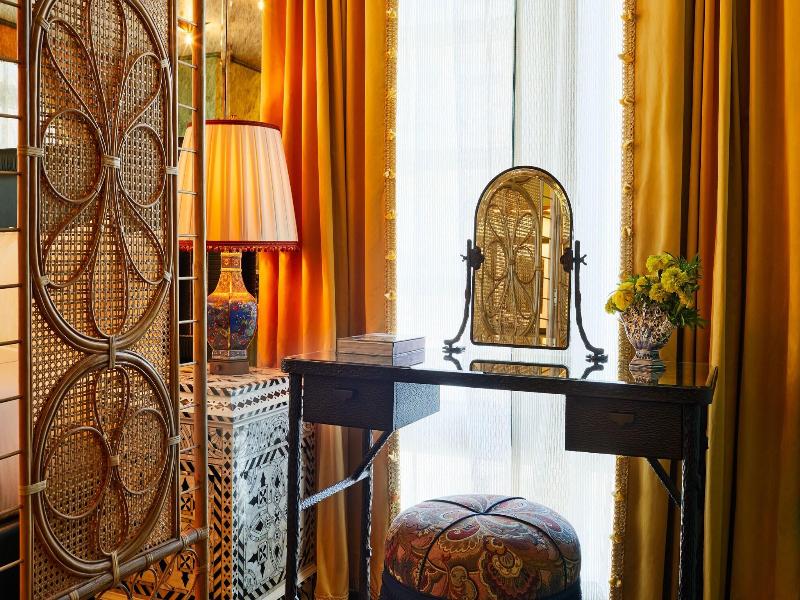 The Fifth Avenue Hotel - Oda