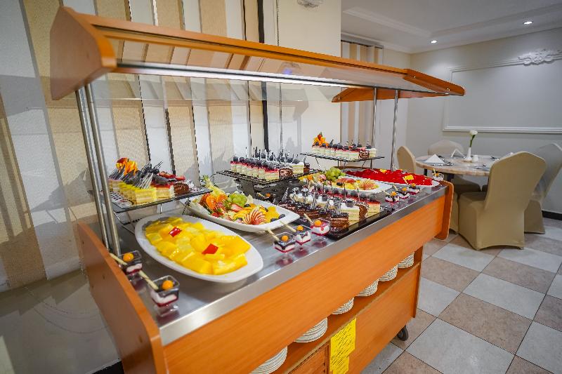 Emaar Al Manar - Restoran