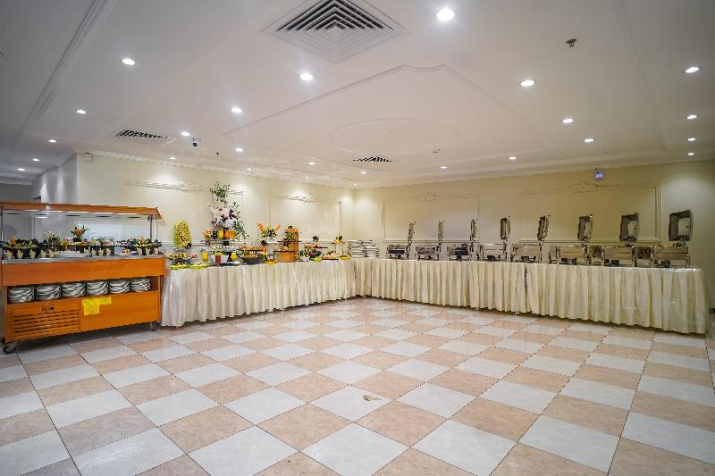 Emaar Al Manar - Restoran