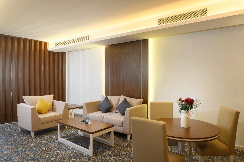 Al Diyafa Hotel - Oda