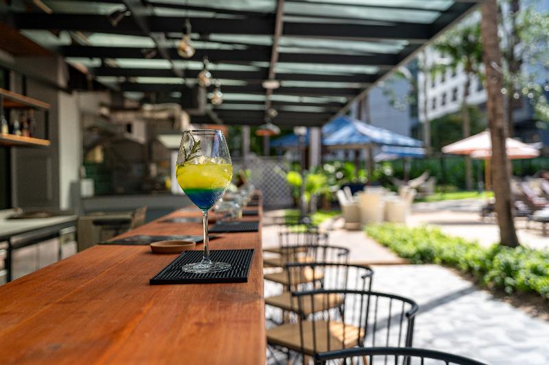 Heeton Concept Hotel by Compass Hospitality - Bar