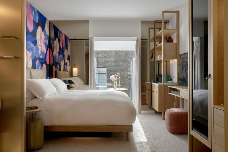 The BoTree London, Curio Collection by Hilton - Oda