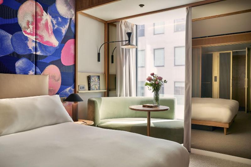The BoTree London, Curio Collection by Hilton - Oda